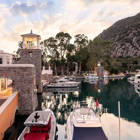 Radisson Collection Hotel, Bodrum Akyarlar Exterior foto The port of Chania